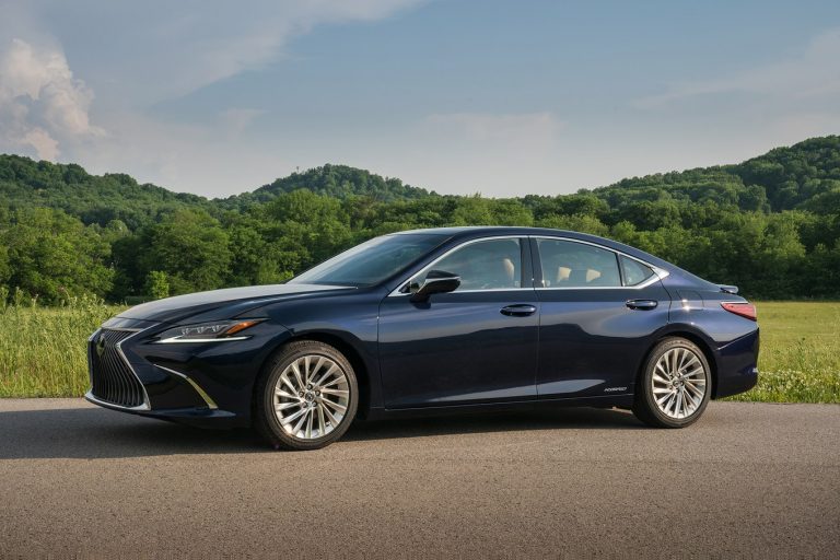 2021 Lexus ES 350 Review