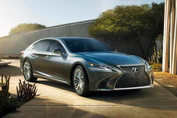 2020 Lexus ES Hybrid Concept