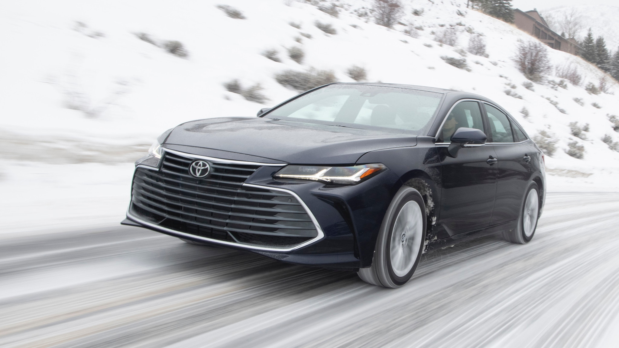 Toyota Avalon Hybrid 2020