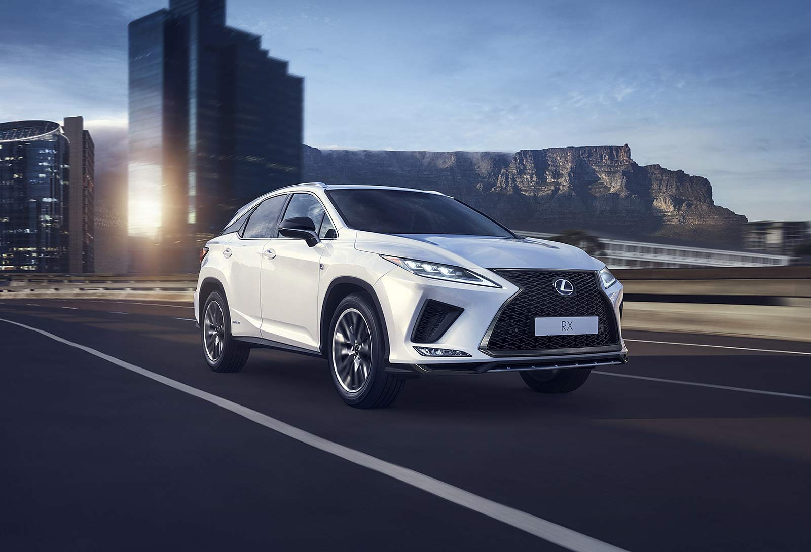 Lexus rx 450h 2022