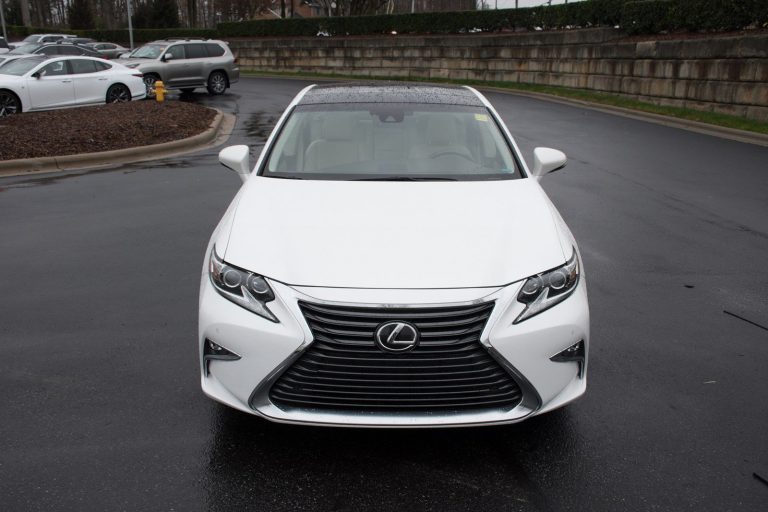 2022 Lexus Es 350 Ground Clearance, Gas Mileage, Grill