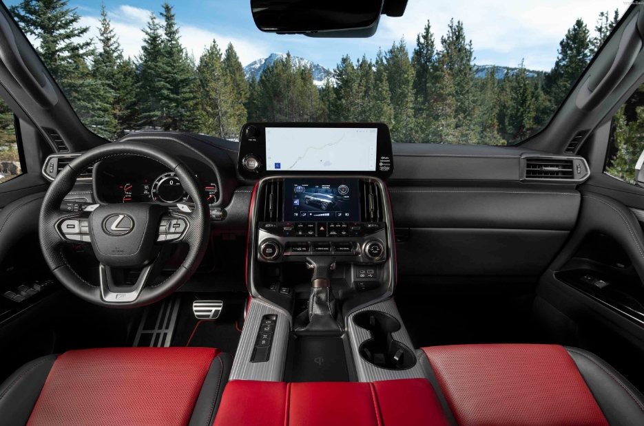 2024 Lexus LX 600 F Sport Interior