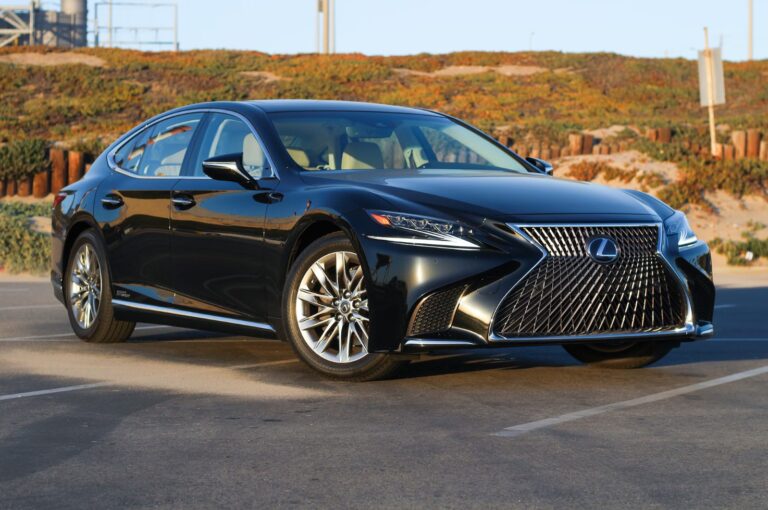 2027 Lexus LS Configurations